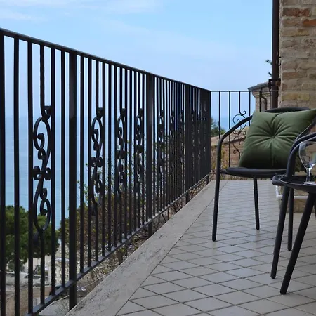 شقة Belvedere.....il Tuo Balcone Sul Mare
